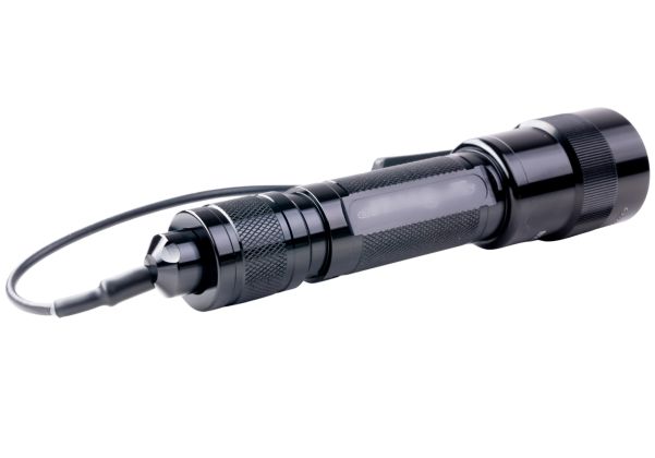 Maddog Customs Model 660 / 6P Style LED Flashlight (For M723