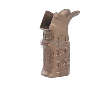 G&P Aluminum (CNC Process) Honeycomb Heat Sink Grip for Tokyo Marui & G&P M4 / M16 Series - Sand